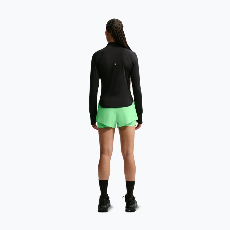 Dámské běžecké šortky Nike Swift Mid-Rise 2in1 illusion green 3