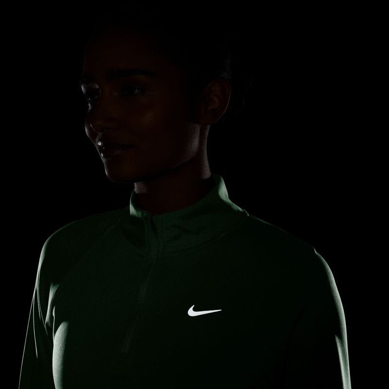 Dámské běžecké Longsleeve Nike Tempo Swoosh Run Dri-Fit 1/4-Zip illusion green/white 4