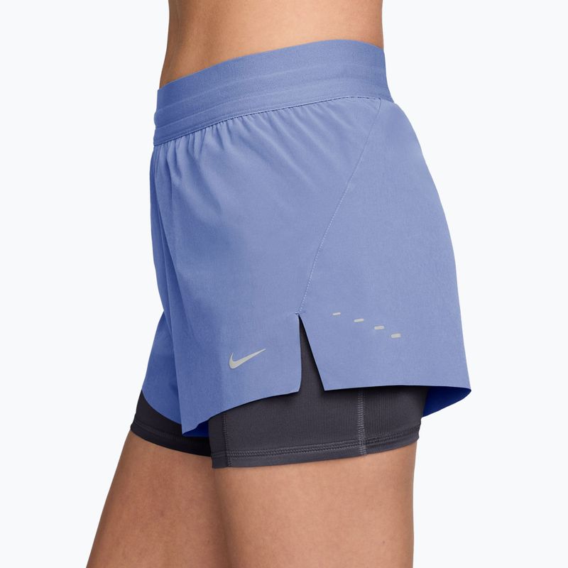 Dámské běžecké šortky Nike Swift Mid-Rise 2in1 aluminum/royal tint 3