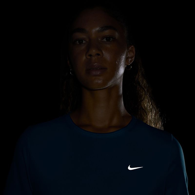 Dámské běžecké tričko Nike Tempo work blue 4