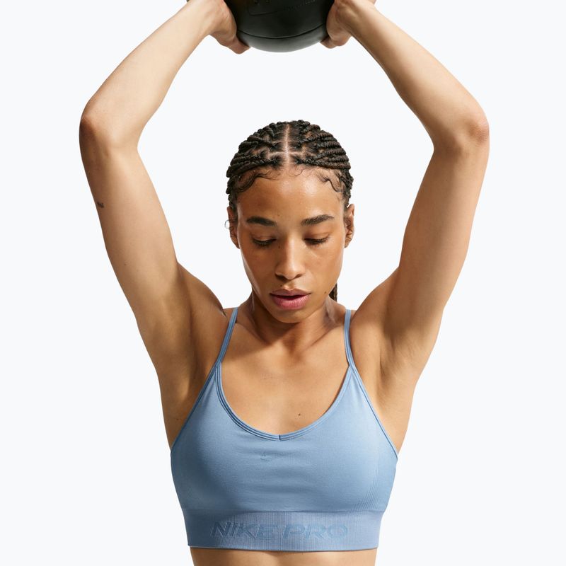 Sportovní podprsenka Nike Pro Seamless work blue 5