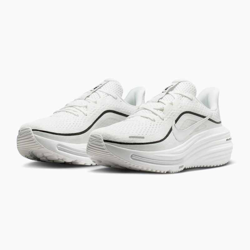 Dámské běžecké boty Nike Winflo 12 summit white/black/metallic silver 3