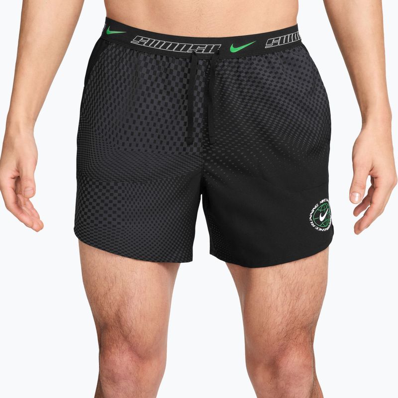 Pánské běžecké šortky Nike Stride black