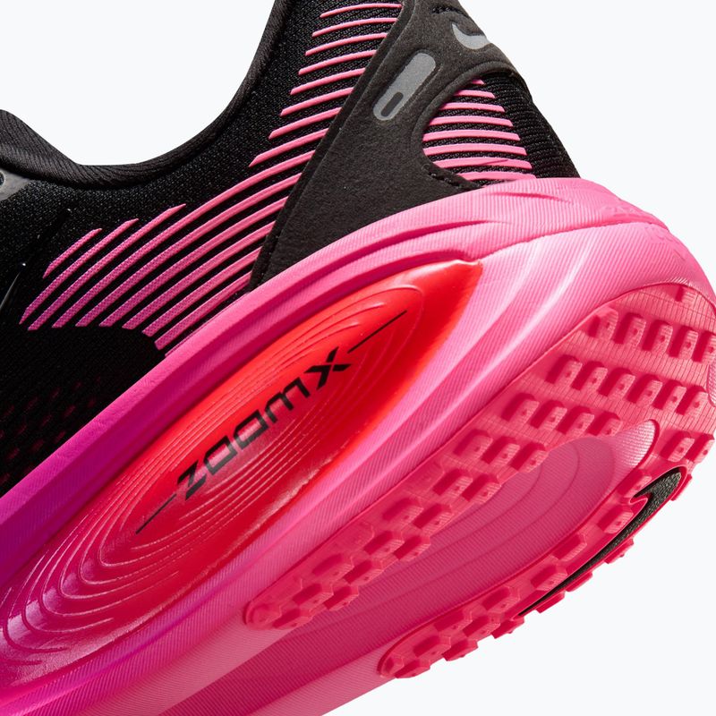 Dámské běžecké boty Nike Vomero 18 black/hyper pink/laser crimson/black 8