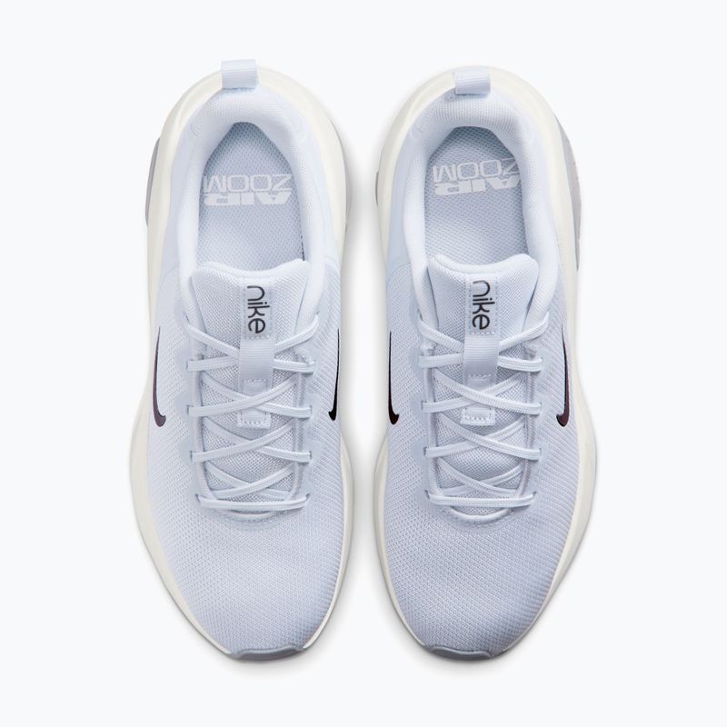 Dámské tréninkové boty Nike Bella 7 football grey/sail/metallic cool grey 4