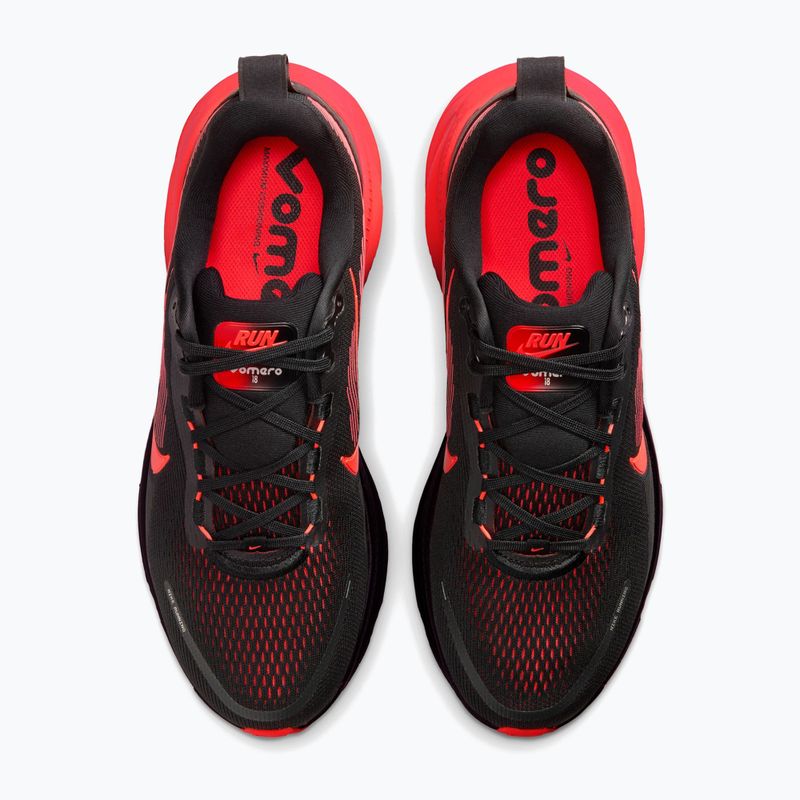 Pánské běžecké boty Nike Vomero 18 black/university red/bright crimson 5