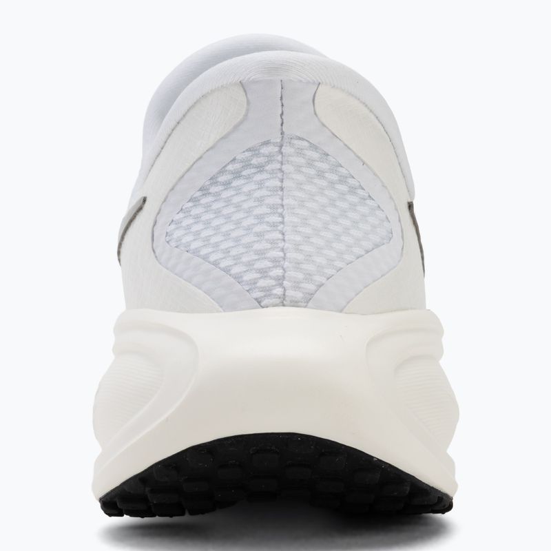 Dámské běžecké boty Nike Revolution 8 EasyOn white/sail/black/metallic silver 6