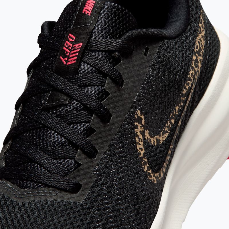 Dámské běžecké boty Nike Run Defy Black/Sail/Anthracite/British Khaki 4