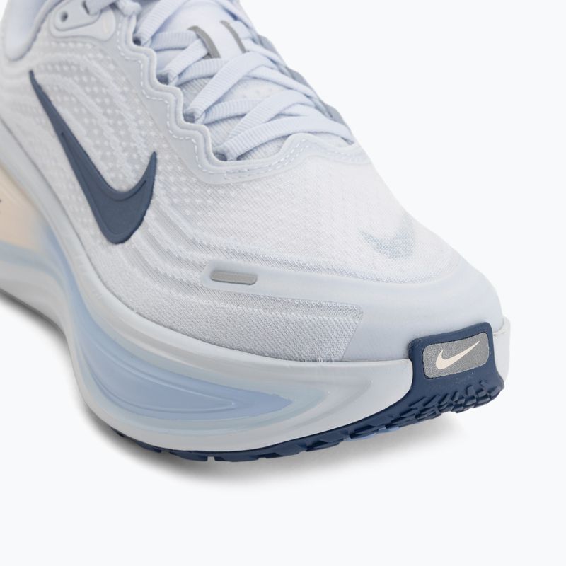 Dámské běžecké boty Nike Vomero Plus white/aluminum/football grey/mystic navy 7