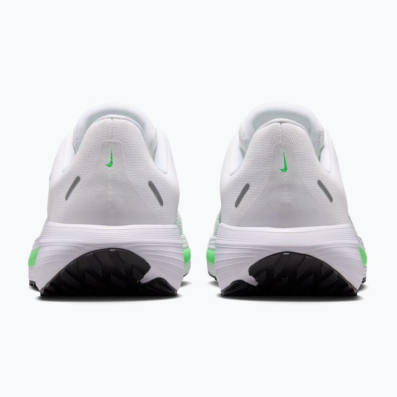 Dámské běžecké boty Nike Quest 7 white/illusion green/metallic silver 6