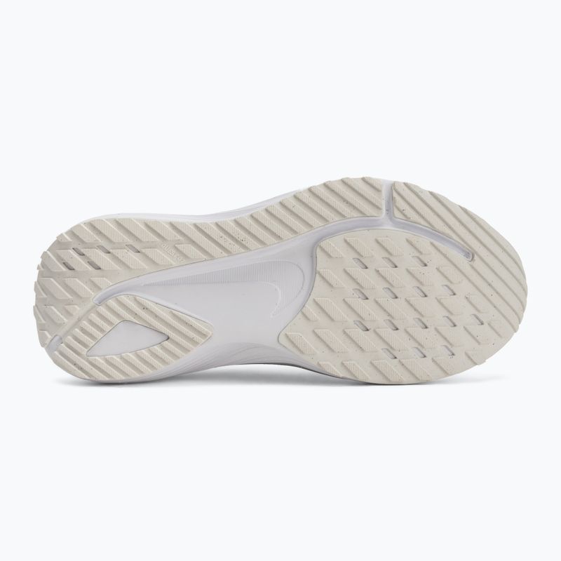 Dámské běžecké boty Nike Quest 7 summit white/white/metallic silver/black 4