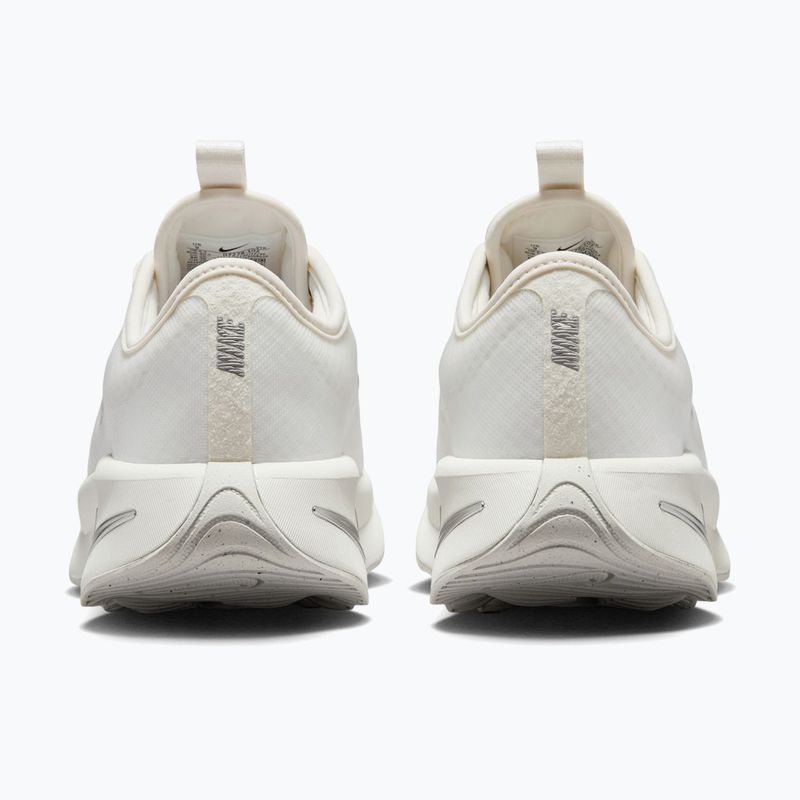 Dámské boty Nike Motiva 2 summit white/phantom/metallic silver 4