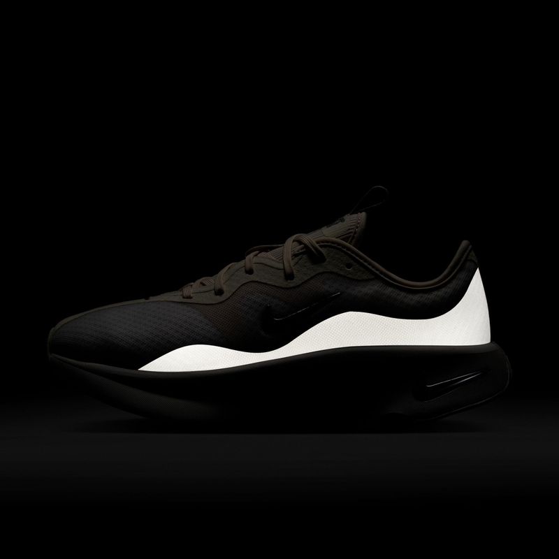 Dámské boty Nike Motiva 2 summit white/phantom/metallic silver 9