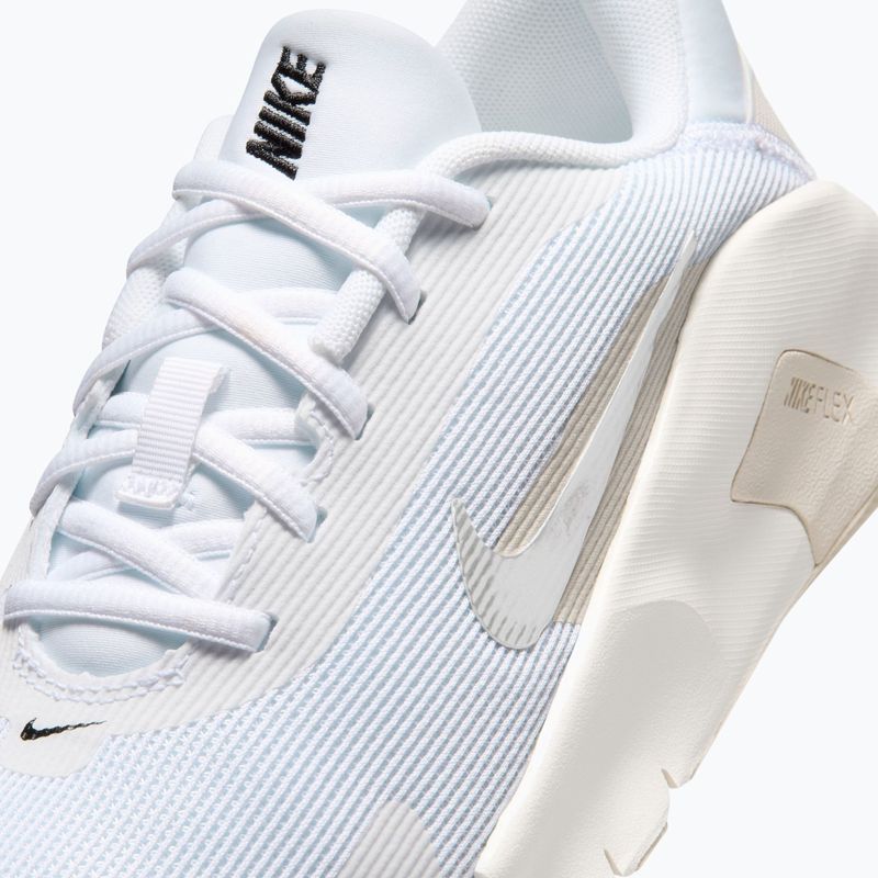 Dámské tréninkové boty Nike Flex Train white/sail/phantom/ metallic silver 7