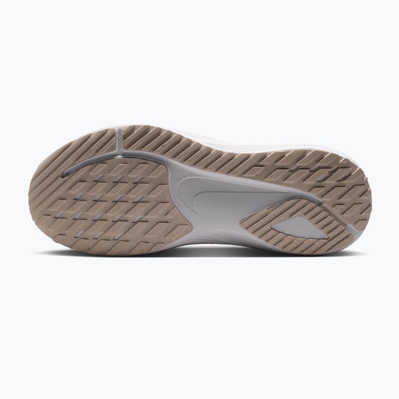 Pánské běžecké boty Nike Quest 7 white/vast grey/vast grey/wolf grey 4