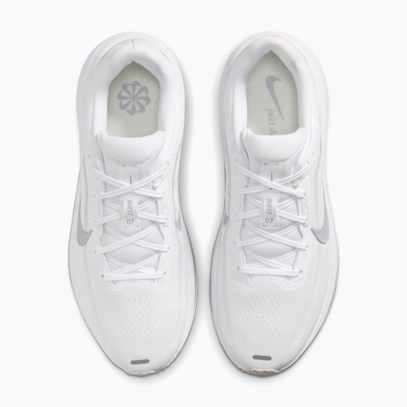Pánské běžecké boty Nike Quest 7 white/vast grey/vast grey/wolf grey 5