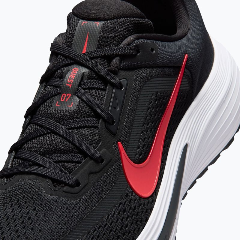 Pánské běžecké boty Nike Quest 7 black/white/anthracite/red orbit 7