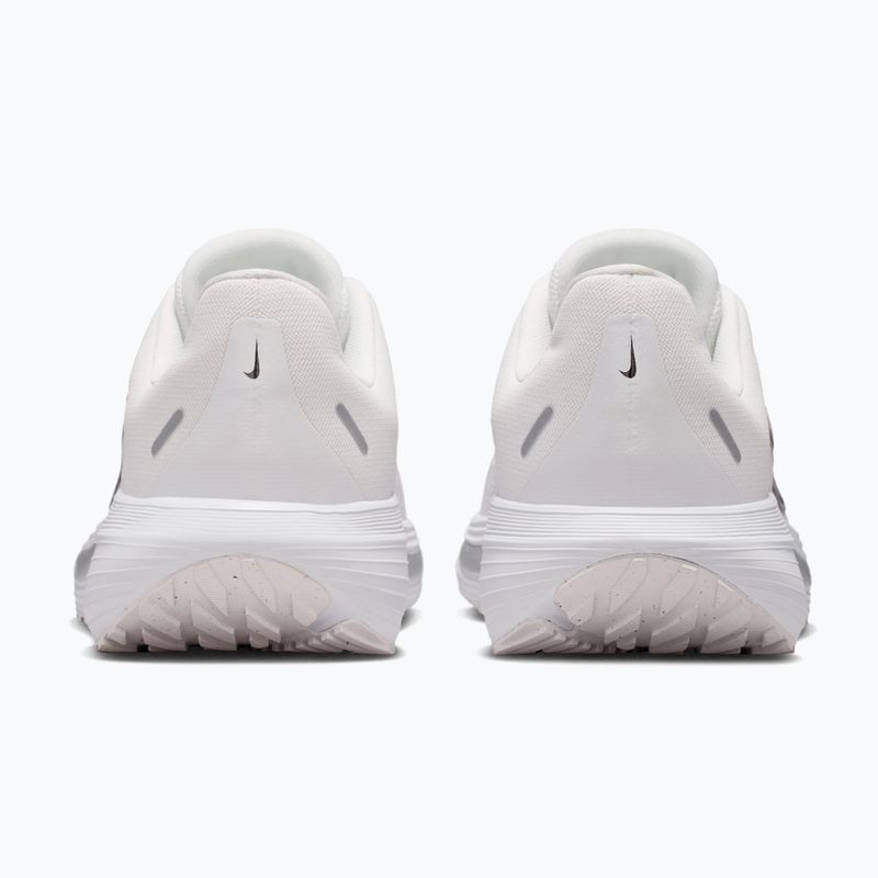 Dámské běžecké boty Nike Quest 7 summit white/white/metallic silver/black 6