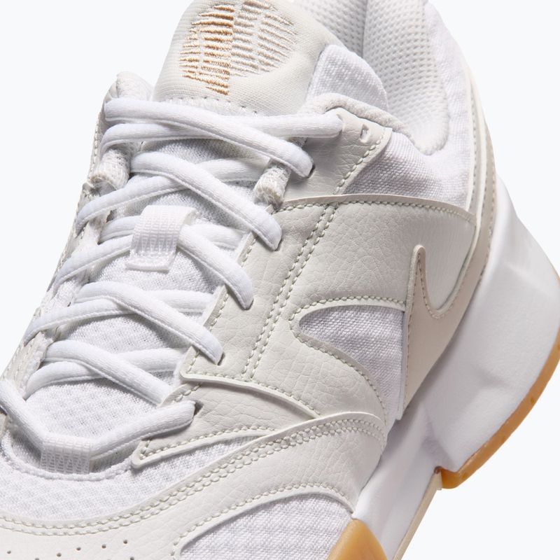 Dámské tenisové boty Nike Court Lite 4 White/Summit White/Linen/Light Orewood Brown 7