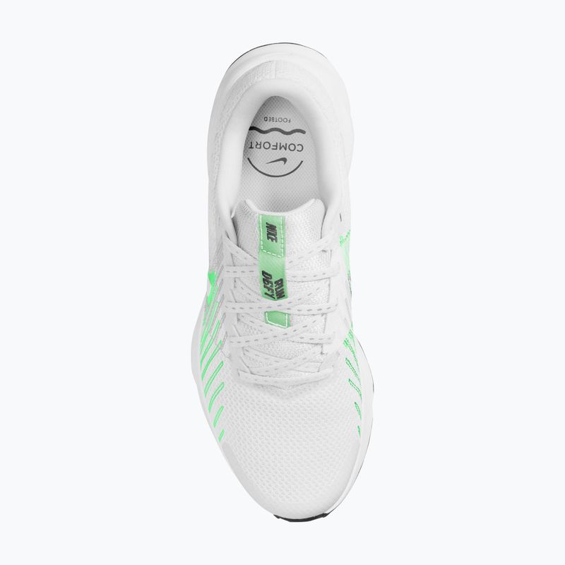 Dámské běžecké boty Nike Run Defy white/cucumber calm/black/illusion green 4