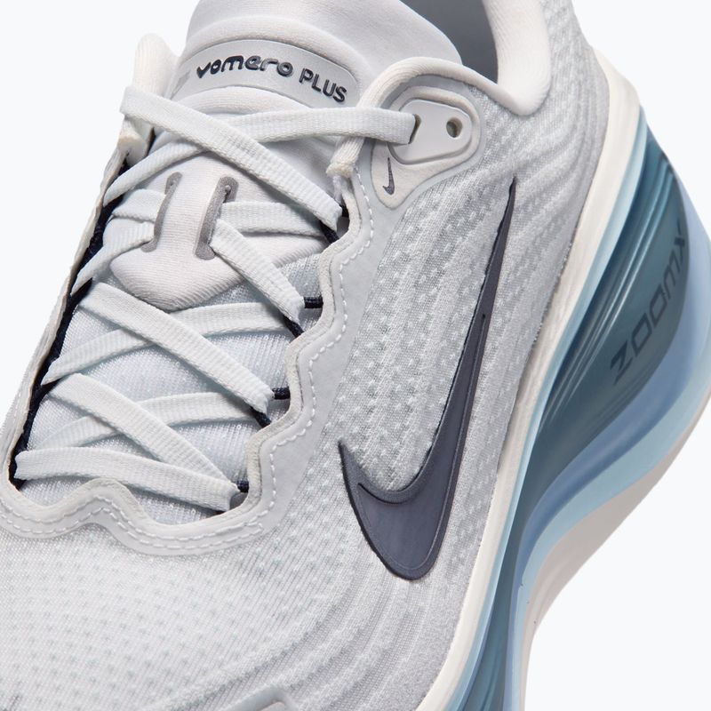 Pánské běžecké boty Nike Vomero Plus off white/grey fog/thunderstorm/obsidian 7