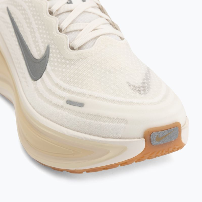Pánské běžecké boty Nike Vomero Plus sail/coconut milk/metallic silver 7