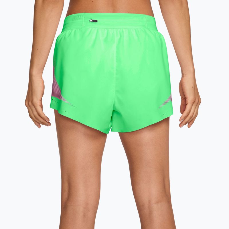 Dámské běžecké šortky Nike AeroSwift illusion green/black 2