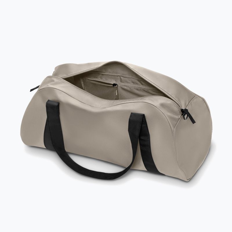 Dámská tréninková taška Nike Gym Club 24 l cream ii/black/sail 5