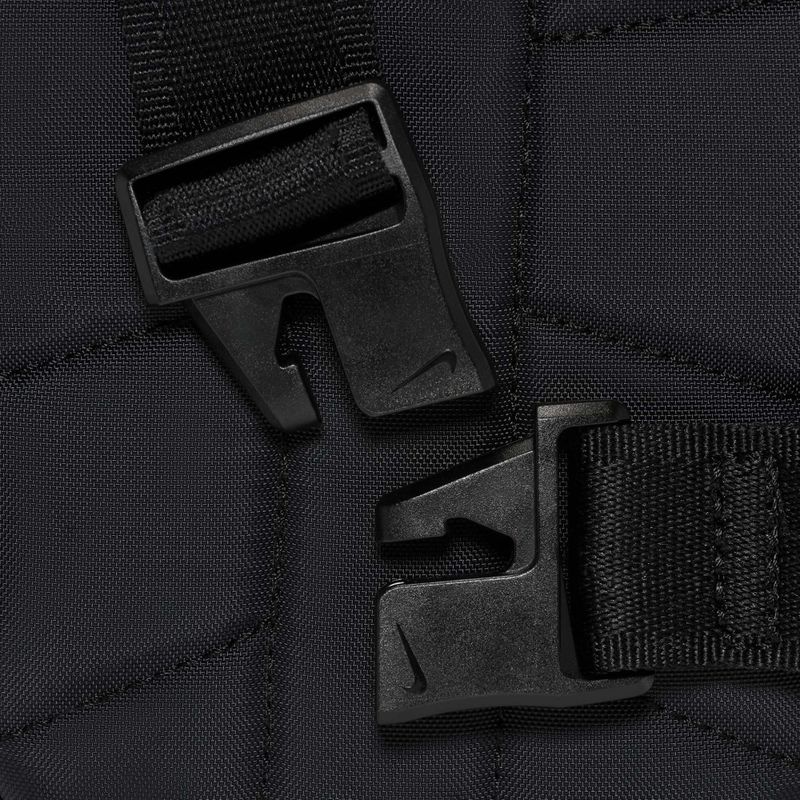 Taška Nike Tech Commute 1 l black/black/reflect silver 6