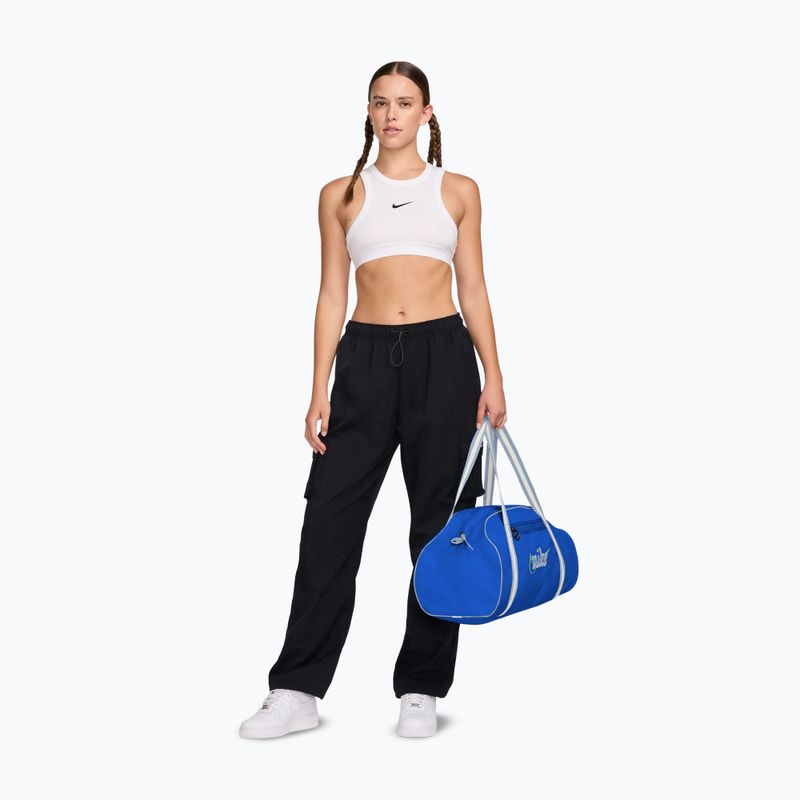 Dámská tréninková taška Nike Gym Club Retro 24 l old royal/hydrogen blue/hydrogen blue 10
