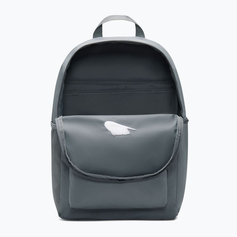Městský batoh Nike Heritage 23 l smoke grey/smoke grey/white 4