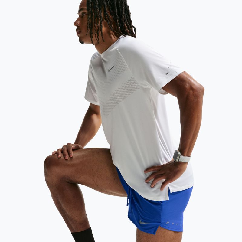 Pánské šortky Nike Stride Dri-Fit s podšívkou 5" hyper royal 4