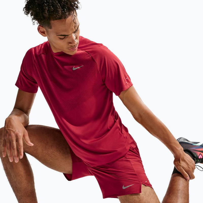 Pánské běžecké šortky Nike Stride Dri-Fit Brief-Lined 7" tough red 6