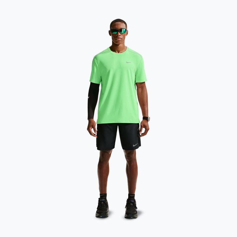 Pánské běžecké tričko Nike Miler Dri-Fit UV illusion green 2