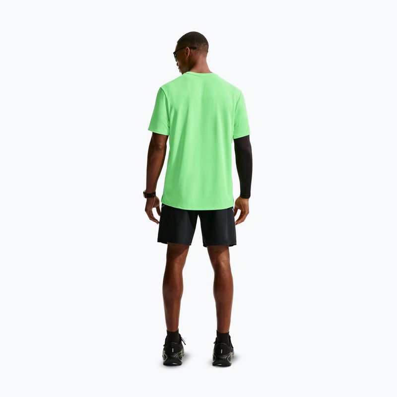 Pánské běžecké tričko Nike Miler Dri-Fit UV illusion green 3