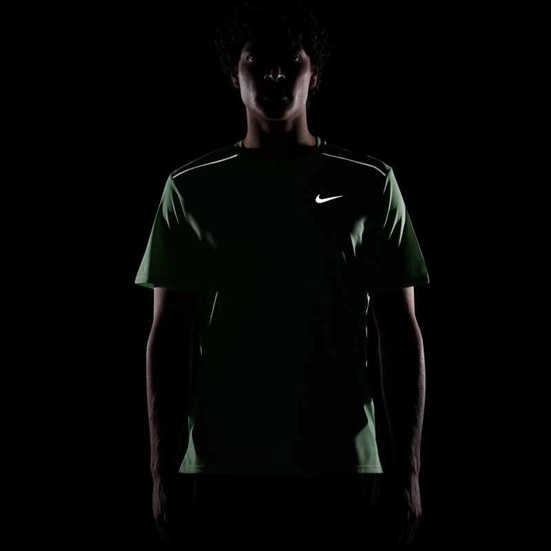 Pánské běžecké tričko Nike Miler Dri-Fit UV illusion green 7