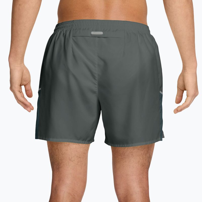 Pánské šortky Nike Miler Dri-Fit Brief Lined 5" camo green/mineral slate 2