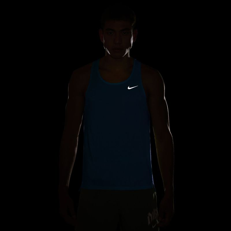 Pánské běžecké tričko Nike Fast Dri-Fit light current blue 4