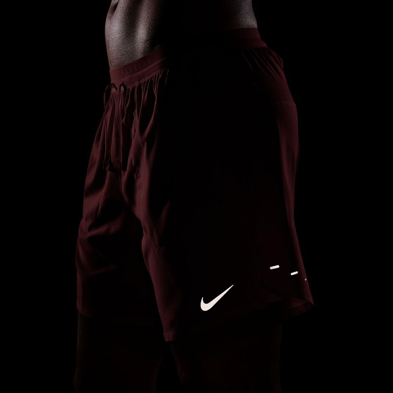 Pánské běžecké šortky Nike Stride Dri-Fit 2in1 7" tough red 7