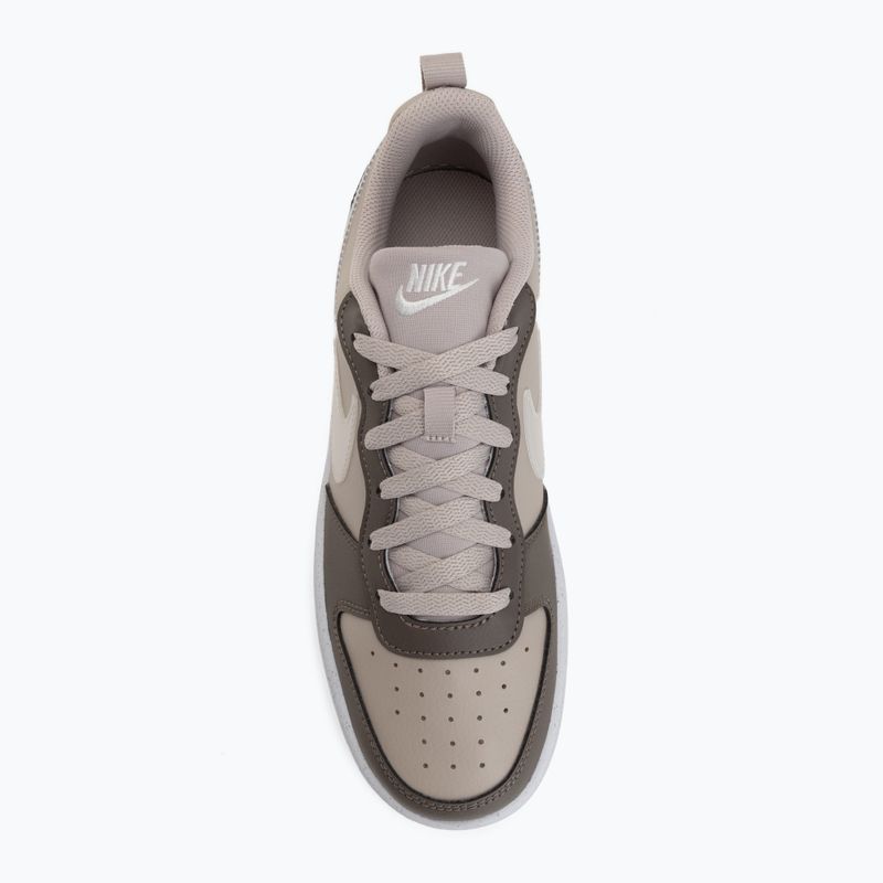 Boty Nike Court Borough Low moon particle/cave stone/bílá/bílá 5