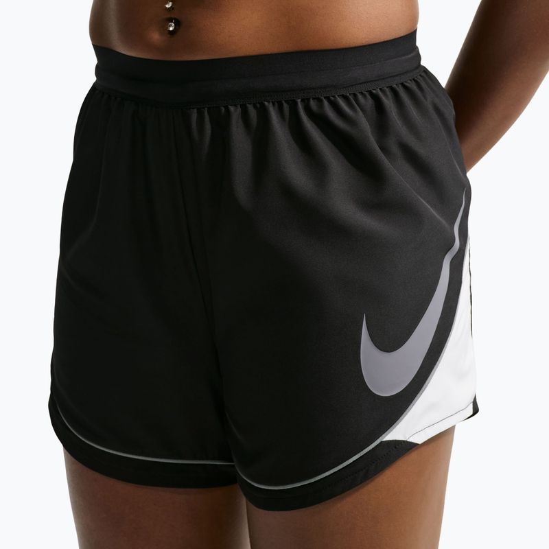 Dámské běžecké šortky Nike Tempo Dri-Fit Unlined black/white/cool grey 4