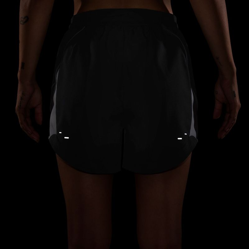 Dámské běžecké šortky Nike Tempo Dri-Fit Unlined black/white/cool grey 8
