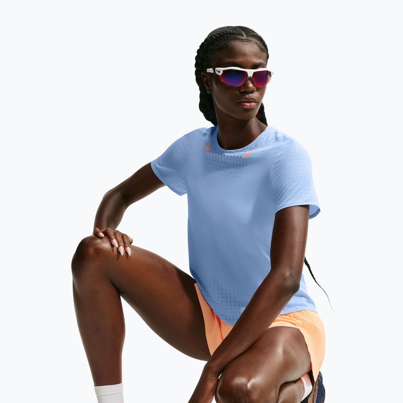 Dámské běžecké tričko Nike AeroSwift aluminum/atomic pink 4