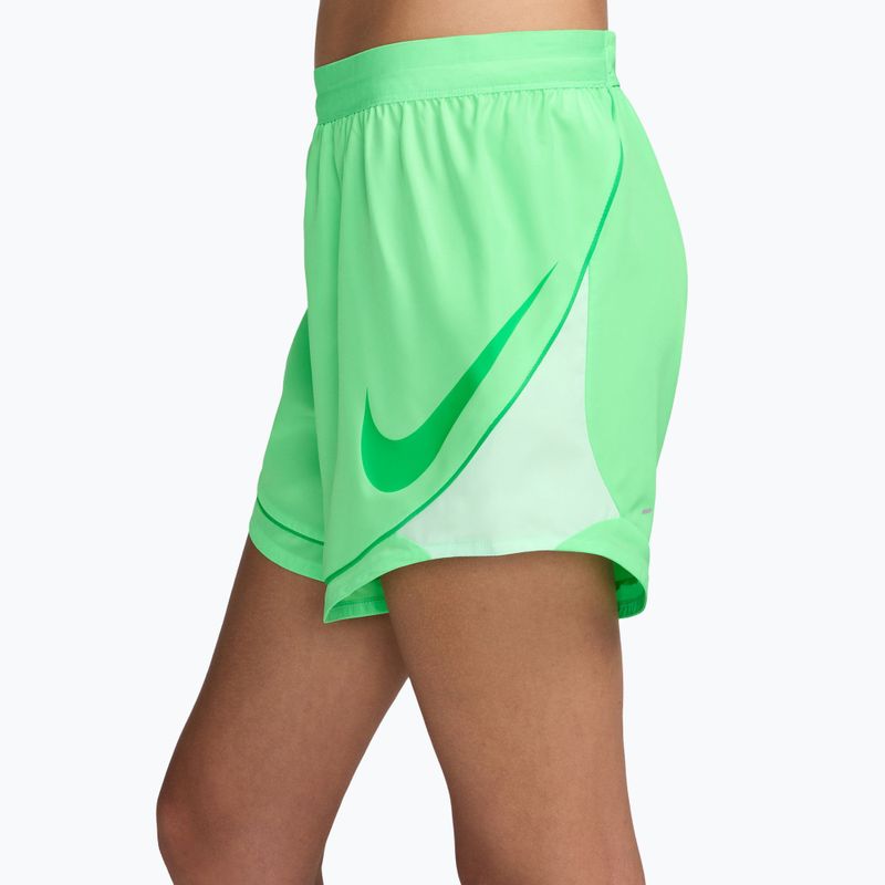 Dámské běžecké šortky Nike Tempo Dri-Fit Unlined illusion green/barely green/green spark 3