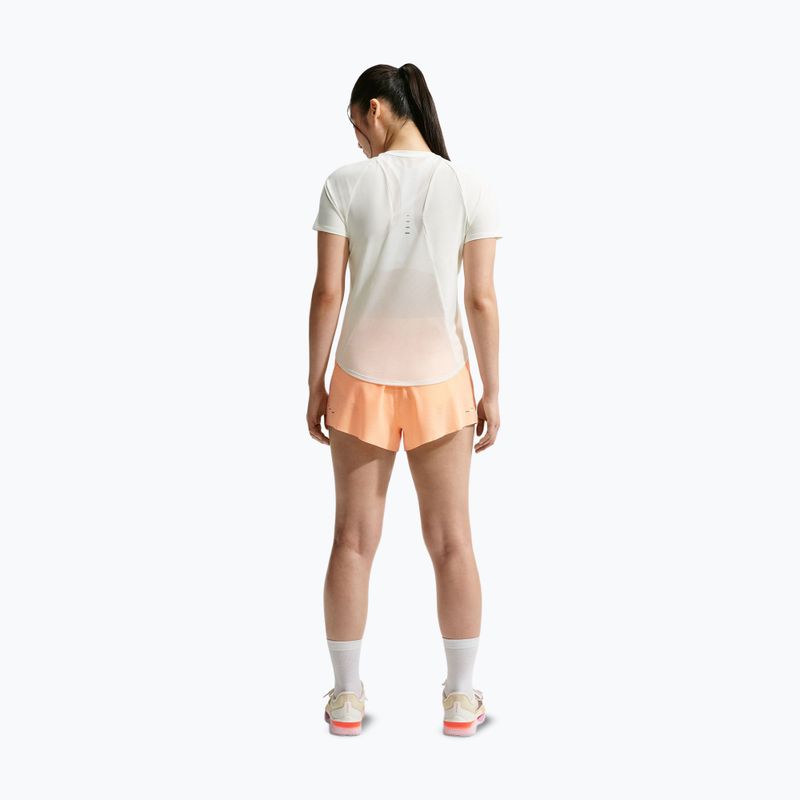 Dámské běžecké tričko Nike Swift Dri-Fit sail 3
