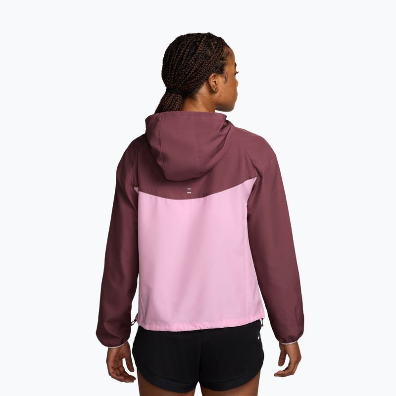 Dámská běžecká bunda  Nike Tempo Windrunner pink smoke/pink rise 2