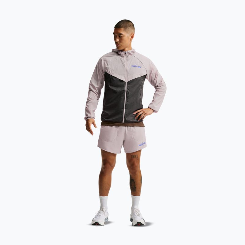 Pánská běžecká bunda Nike Stride college grey/anthracite 2