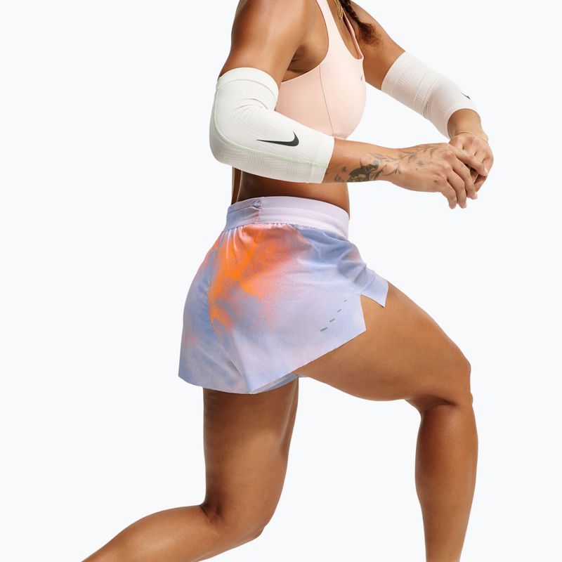Dámské běžecké šortky Nike Swift royal pulse/bleached lilac 5