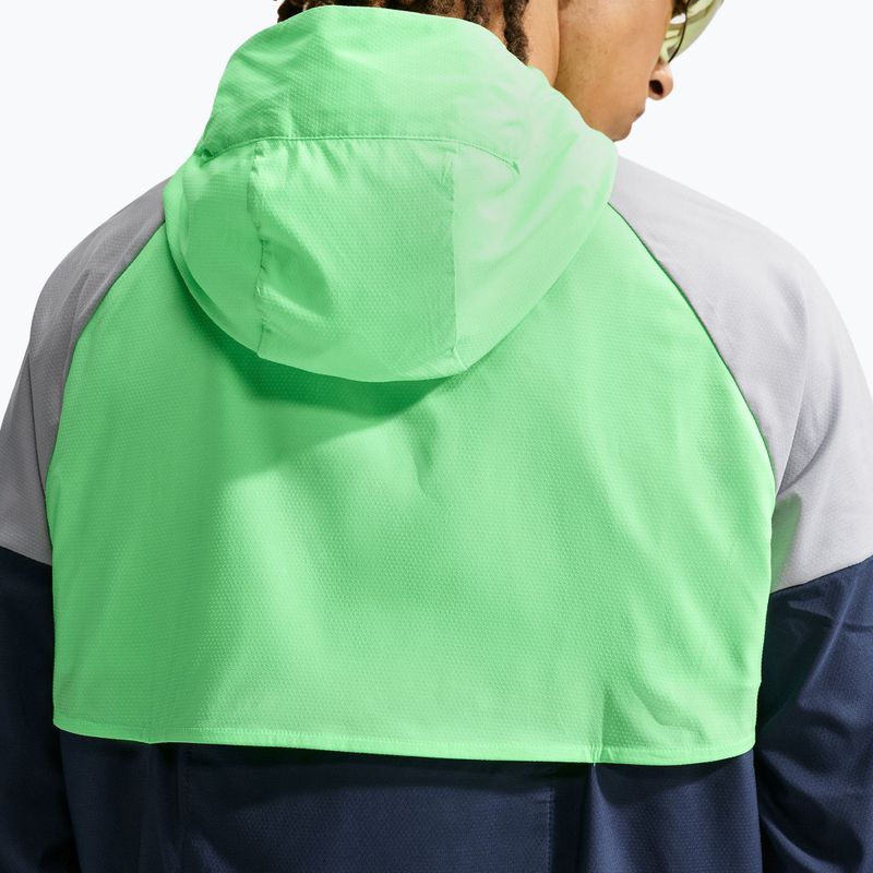 Pánská běžecká bunda Nike Impossibly Light Windrunner midnight navy/illusion green/wolf grey 5
