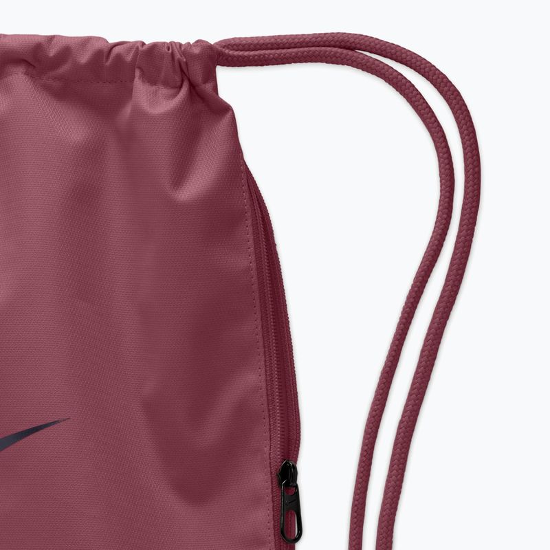 Vak  Nike Brasilia 18 l pink smoke/black/gridiron 4